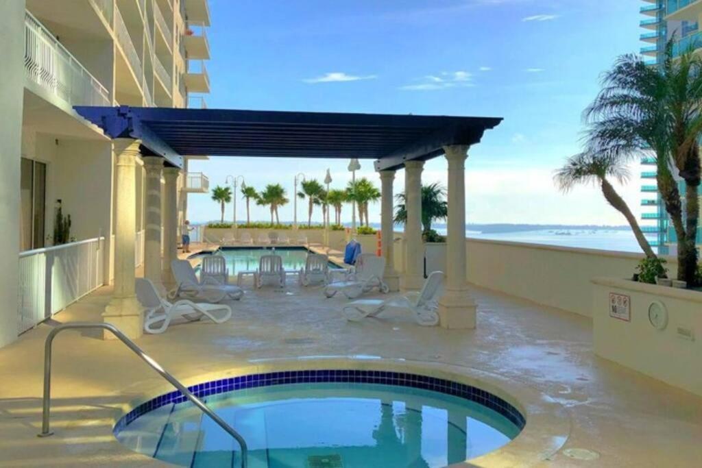 Lovely Condo With City & Ocean Views. Sleep Up To 6 People! Miami Exterior photo