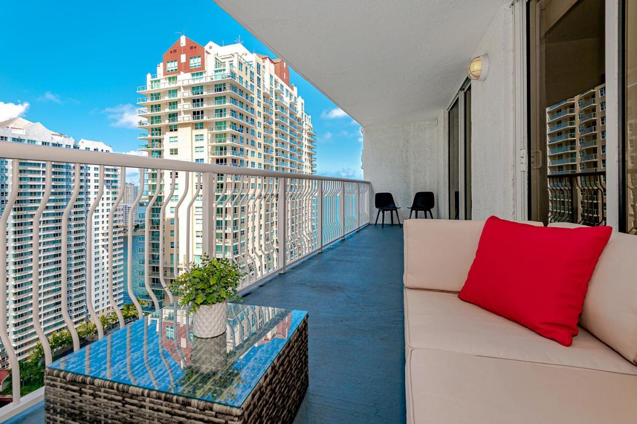 Lovely Condo With City & Ocean Views. Sleep Up To 6 People! Miami Exterior photo